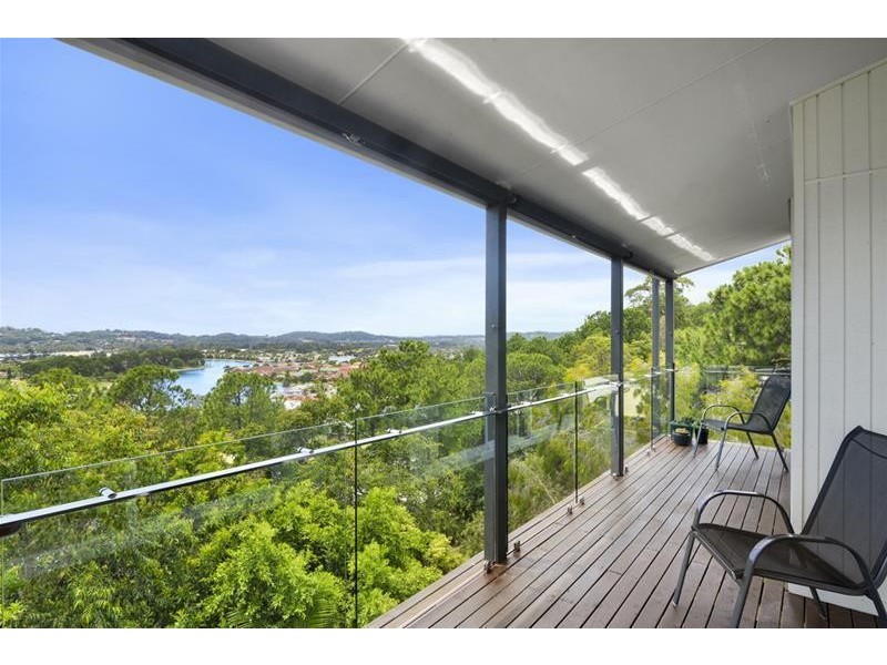 26 Doubleview Drive, Elanora QLD 4221