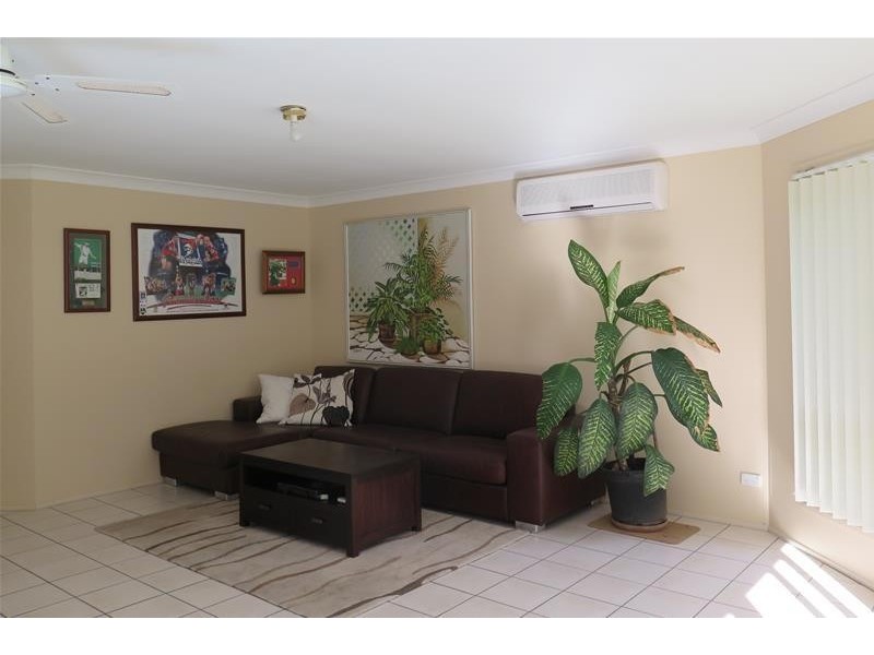 15 Hertford Crescent, Mudgeeraba QLD 4213