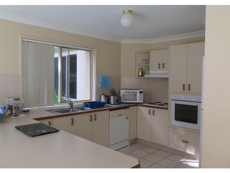 15 Hertford Crescent, Mudgeeraba QLD 4213