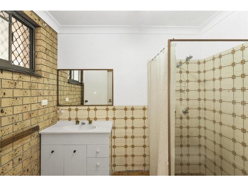 1100 Gold Coast Highway, Palm Beach QLD 4221