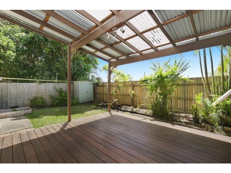 2/27 Twenty Fourth Avenue, Palm Beach QLD 4221