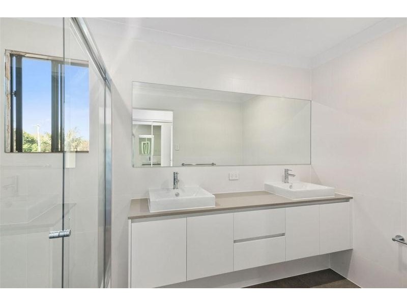 1/33 Boundary  Street, Currumbin Waters QLD 4223