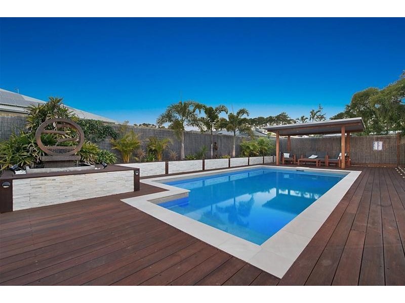 22 Sequoia Close, Elanora QLD 4221