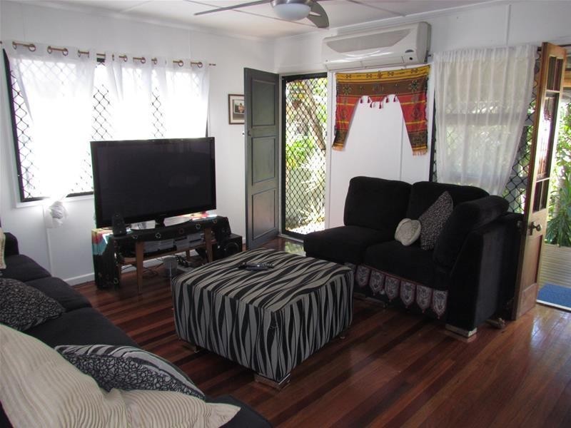 1/27b Fifth Avenue, Palm Beach QLD 4221