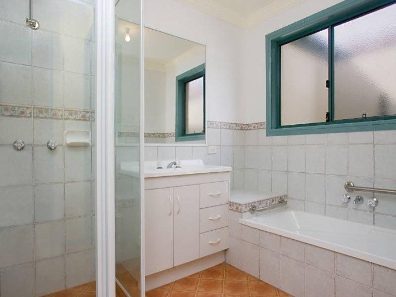 1/25 Mattocks Road, Burleigh Waters QLD 4220