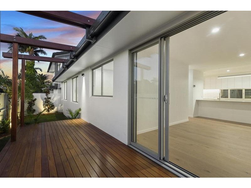 95 Tahiti Avenue, Palm Beach QLD 4221