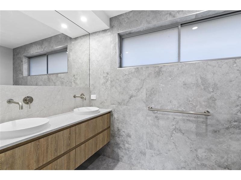 95 Tahiti Avenue, Palm Beach QLD 4221