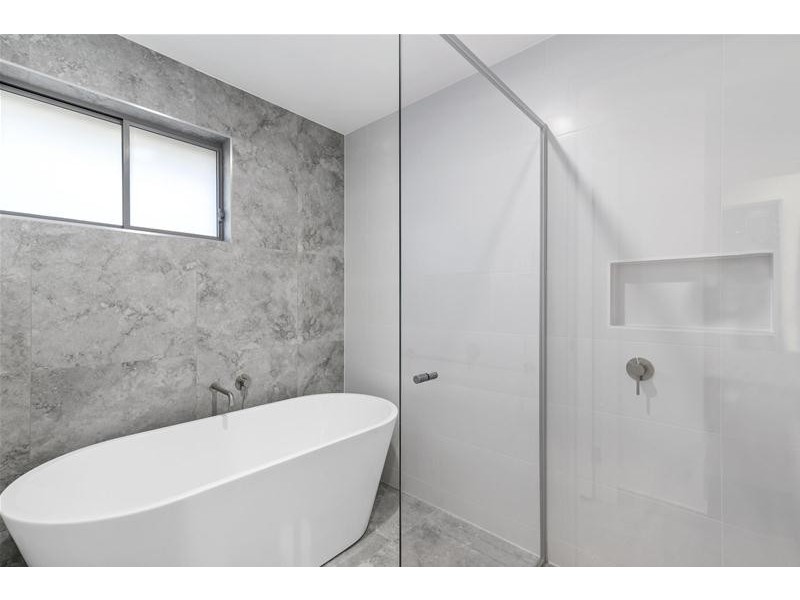 95 Tahiti Avenue, Palm Beach QLD 4221