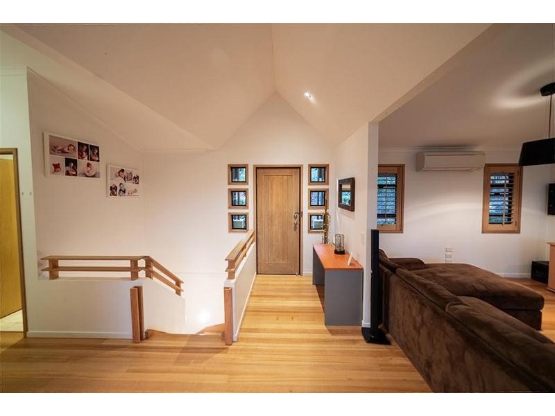 12 Killara Street, Currumbin Waters QLD 4223