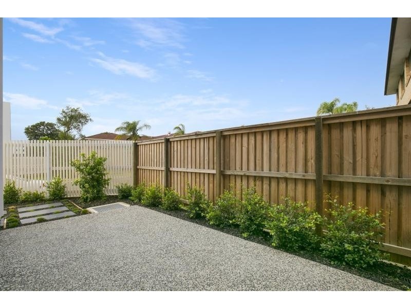 2/31 Magnoli Circuit, Palm Beach QLD 4221