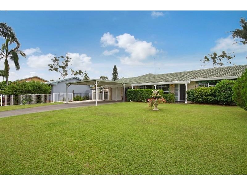 6 Mainsail Street, Currumbin Waters QLD 4223