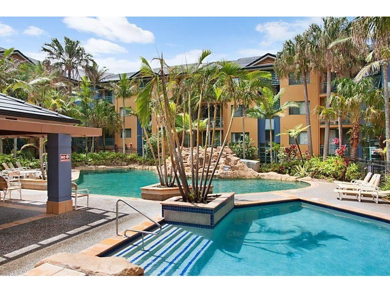 4/955 Gold Coast Highway, Palm Beach QLD 4221