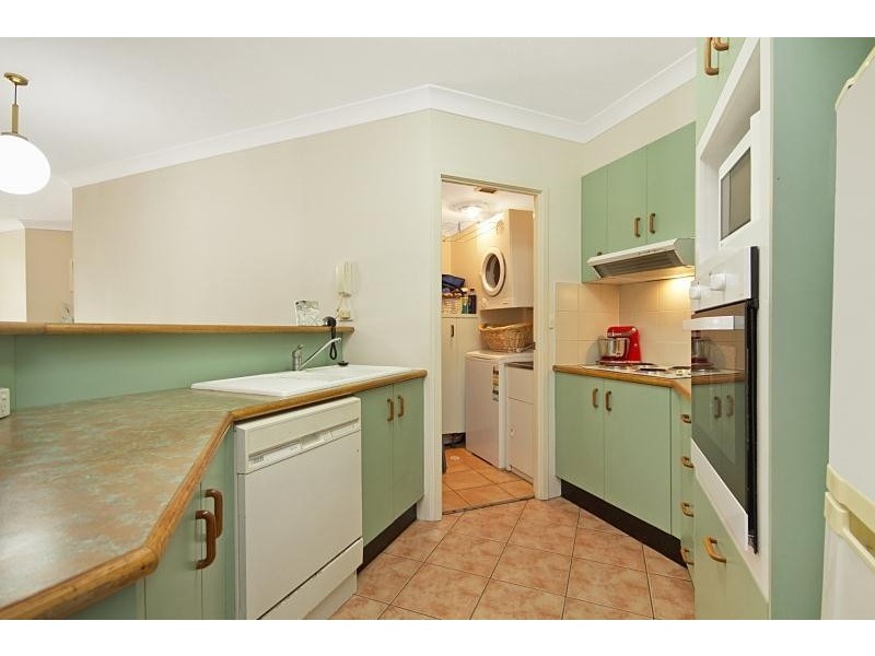 4/955 Gold Coast Highway, Palm Beach QLD 4221