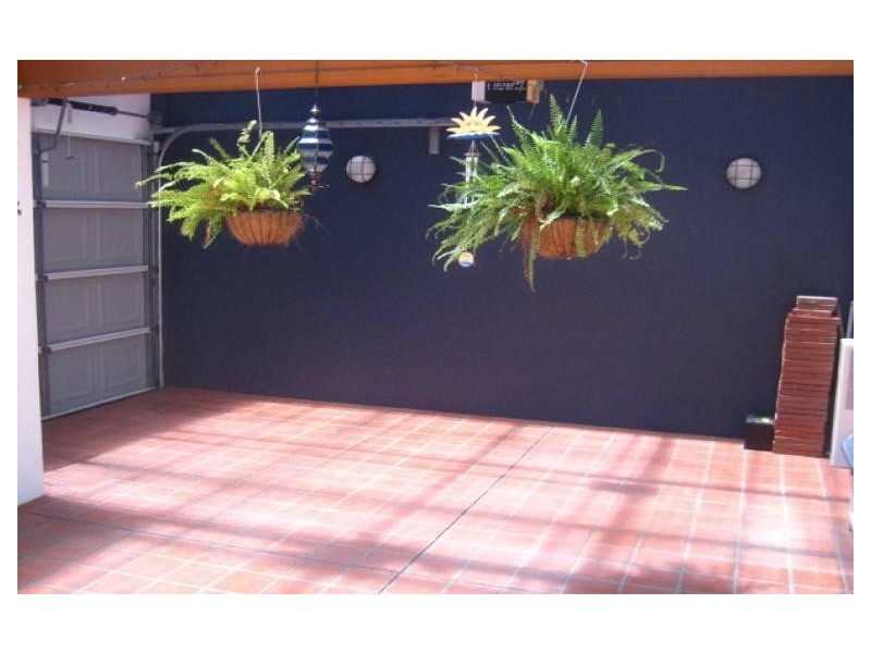 5/2 Karri Court, Burleigh Heads QLD 4220