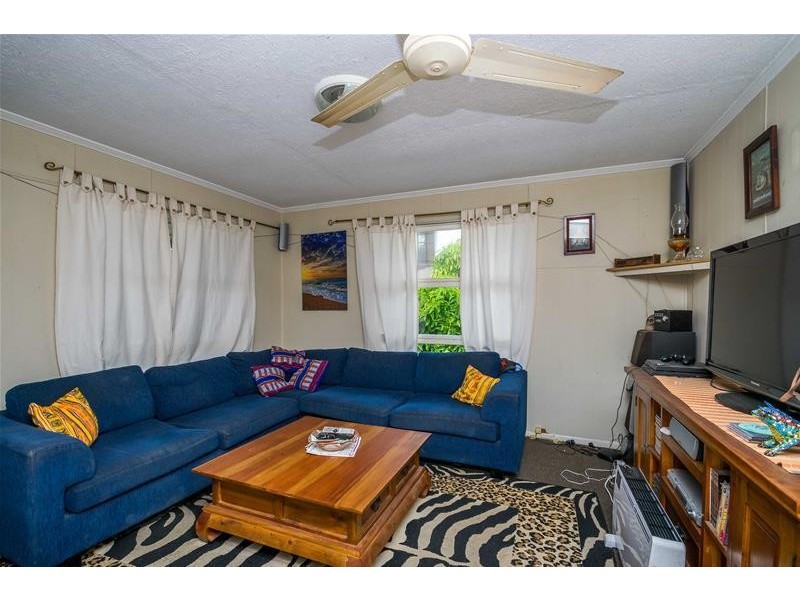 81 Palm Beach Avenue, Palm Beach QLD 4221