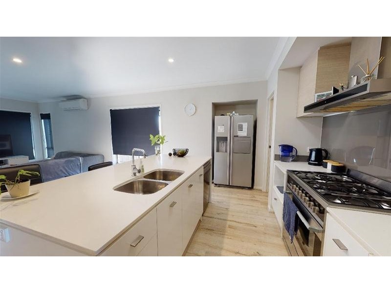 13 Arrowsmith Crescent, Ormeau Hills QLD 4208