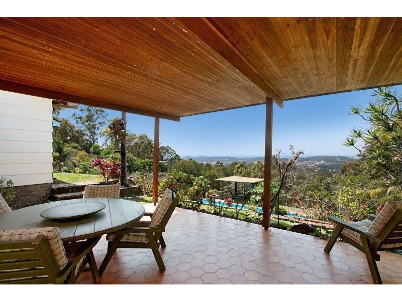 210 Simpsons Road, Currumbin Waters QLD 4223