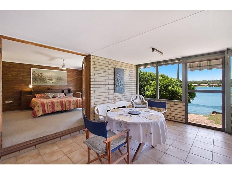 39 Ironbark Street, Elanora QLD 4221