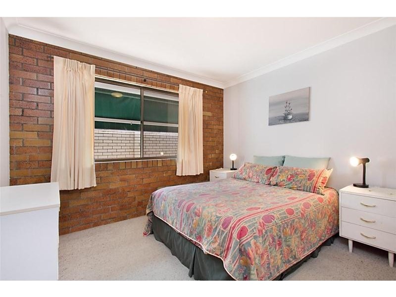 39 Ironbark Street, Elanora QLD 4221