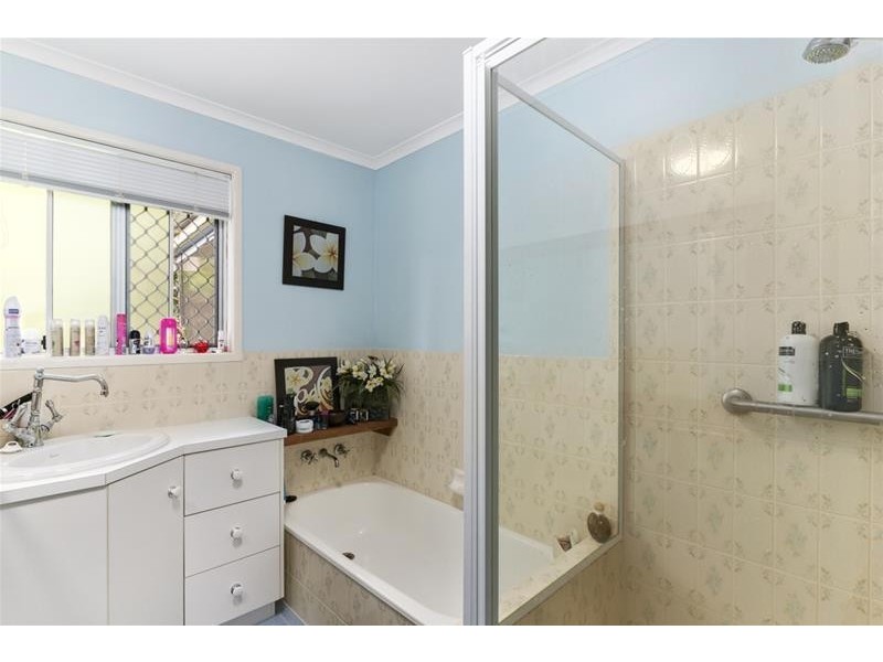 8 Yolanta Drive, Tugun QLD 4224