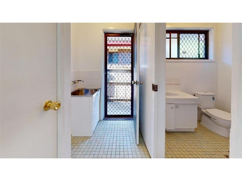 2/28 Fourth Avenue, Palm Beach QLD 4221