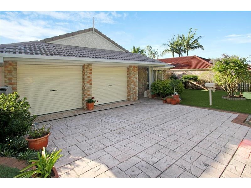 29 Banksiadale Close, Elanora QLD 4221