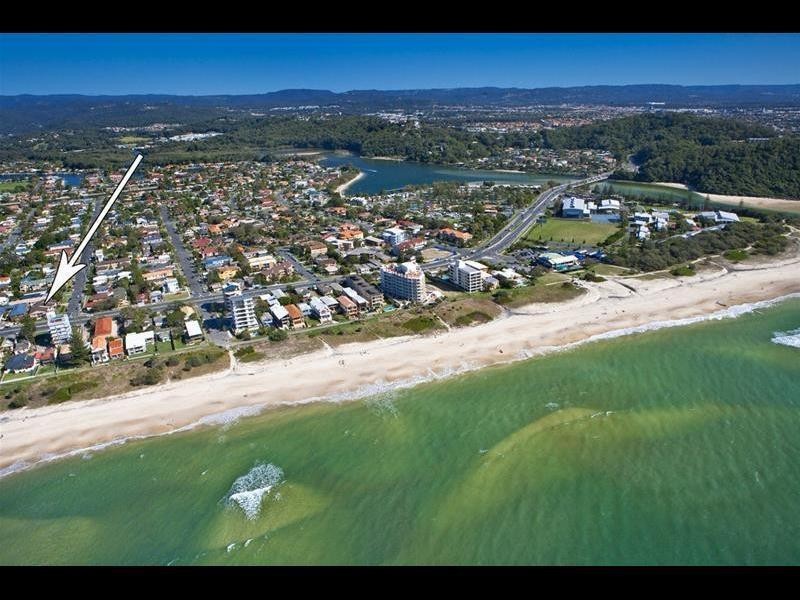 3/2 Twentysixth Avenue, Palm Beach QLD 4221