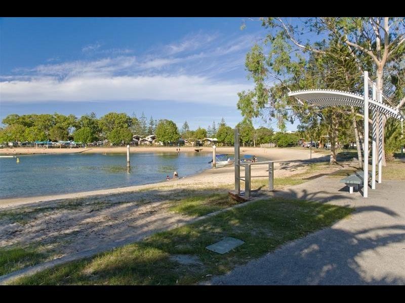 3/2 Twentysixth Avenue, Palm Beach QLD 4221