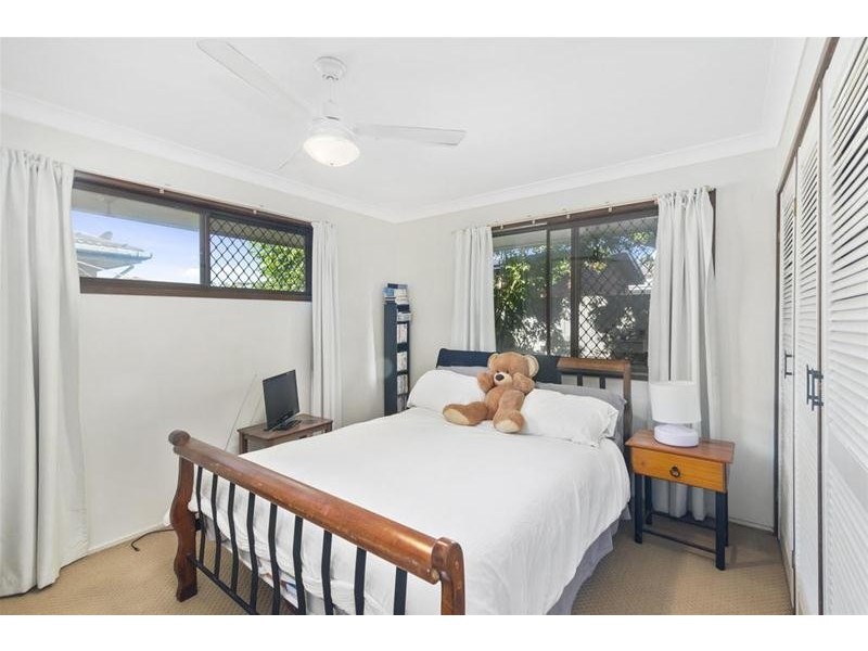 44 Fifth Avenue, Palm Beach QLD 4221