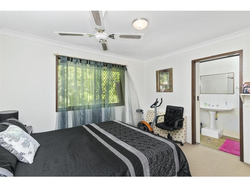 44 Fifth Avenue, Palm Beach QLD 4221