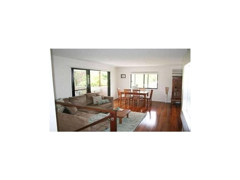 6 Amboina Avenue, Palm Beach QLD 4221