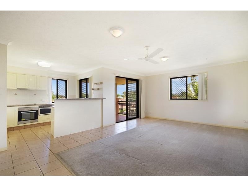 10/5 Tarni Avenue, Palm Beach QLD 4221