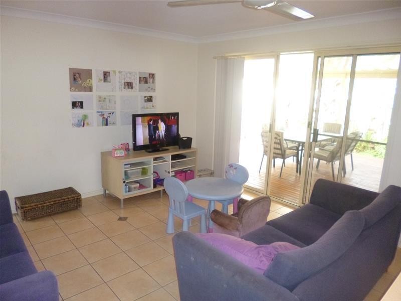 31 Northlakes Drive, Elanora QLD 4221