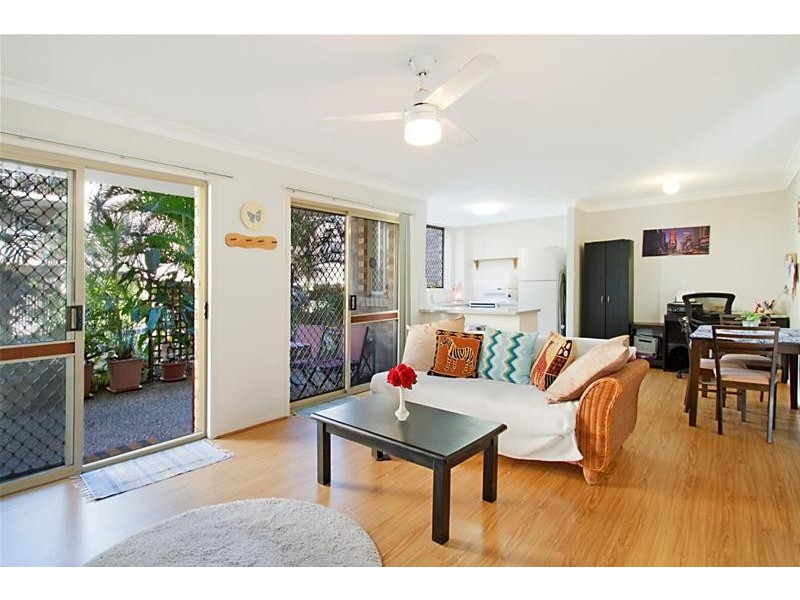 15/1 Rolan Court, Palm Beach QLD 4221