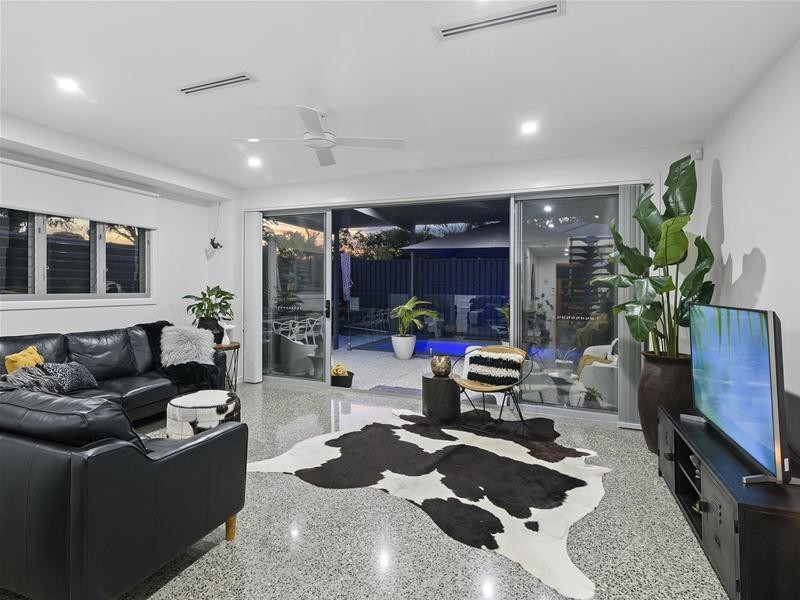 23 Nineteenth Avenue, Palm Beach QLD 4221