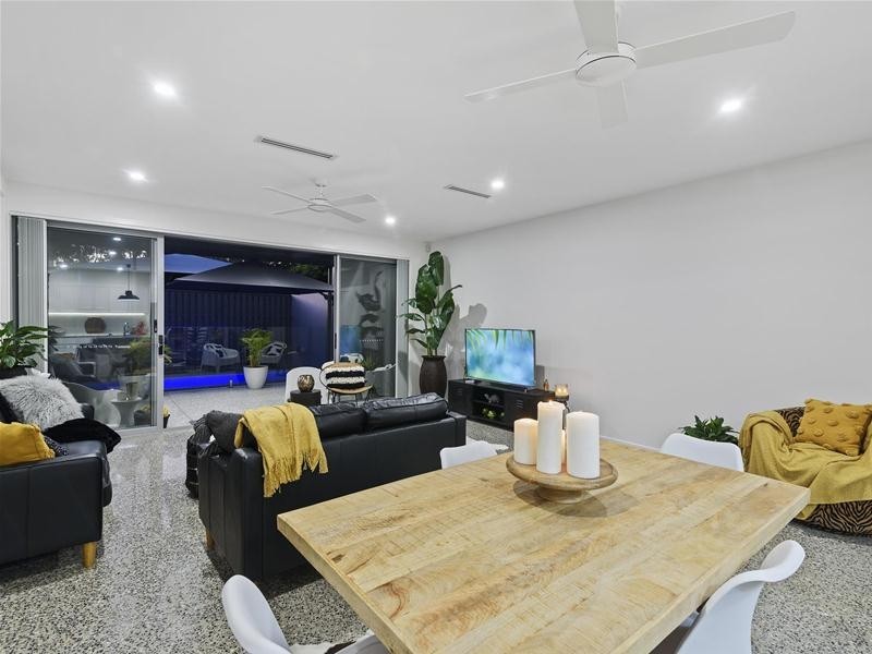 23 Nineteenth Avenue, Palm Beach QLD 4221