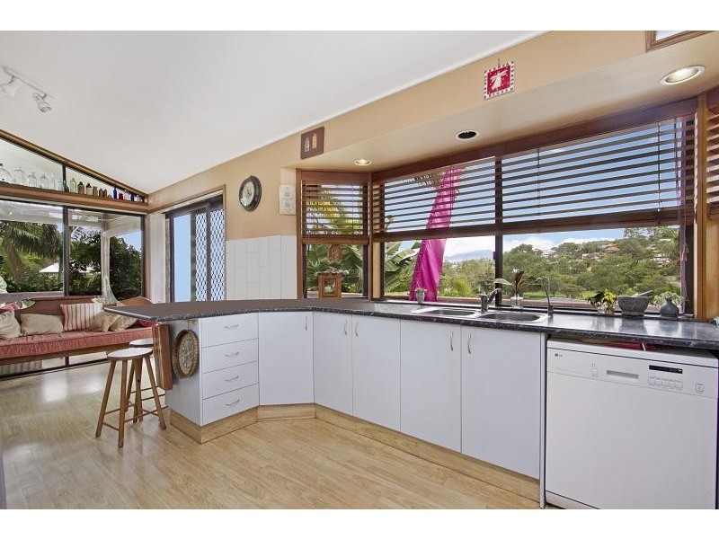 3 Esperance Close, Elanora QLD 4221