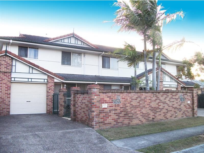 10/2-4 Gilchrist  Drive, Currumbin Waters QLD 4223