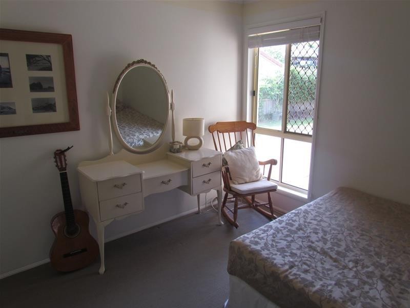 2/5 Cowal Court, Elanora QLD 4221