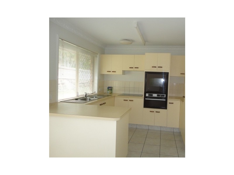 28 Glentrees Grove, Currumbin Waters QLD 4223