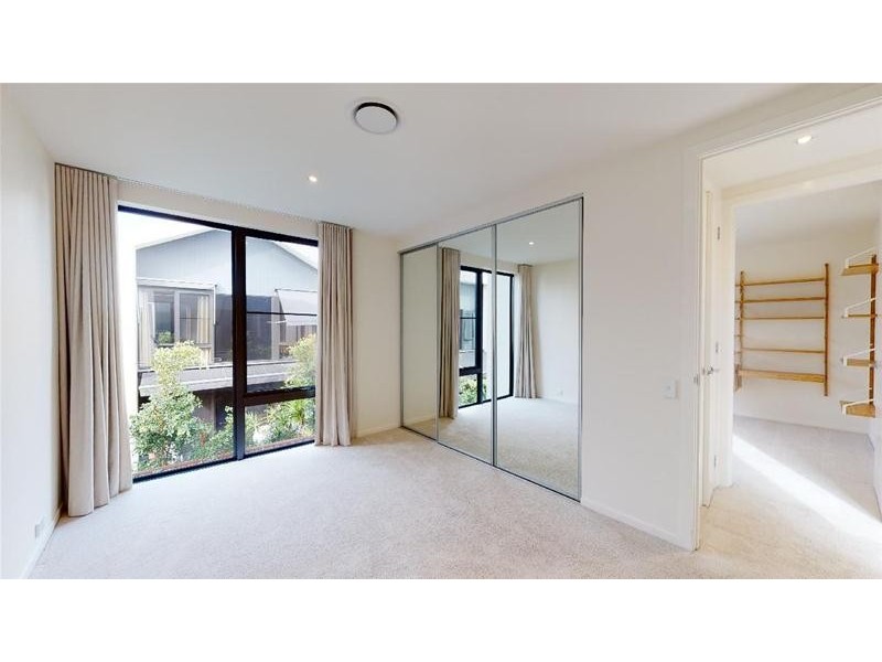 1/8 Magnoli Circuit, Palm Beach QLD 4221