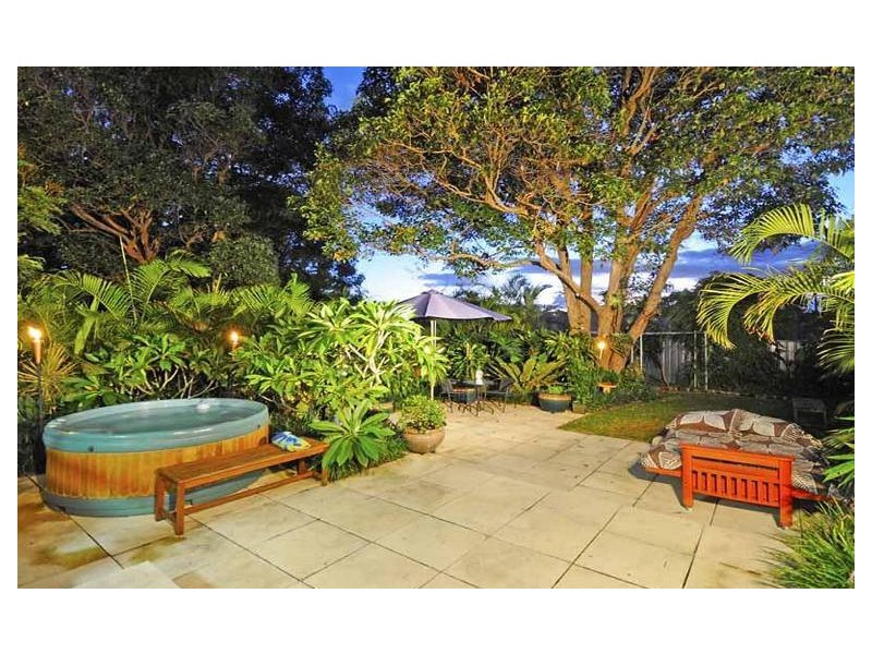 126 Cypress Terrace, Palm Beach QLD 4221