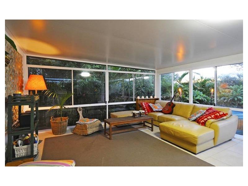 126 Cypress Terrace, Palm Beach QLD 4221