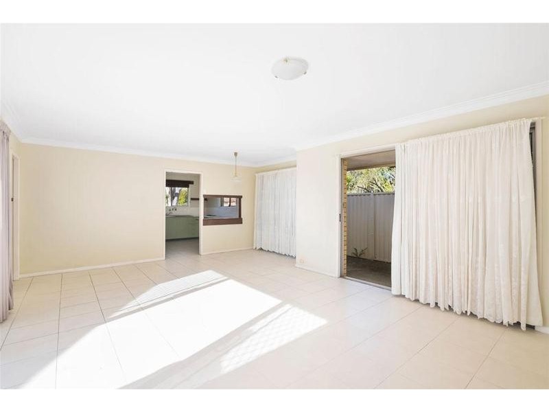 60 Mallawa  Drive, Palm Beach QLD 4221