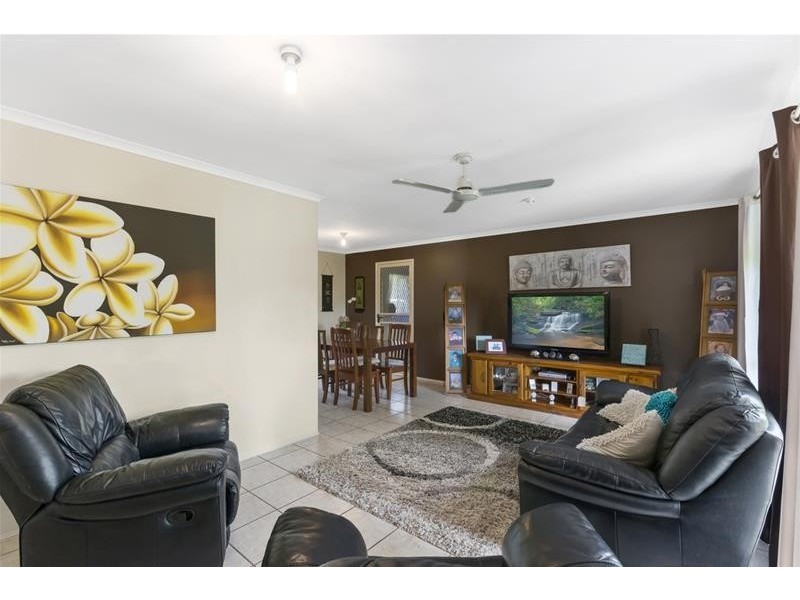 13 Daphne Court, Elanora QLD 4221