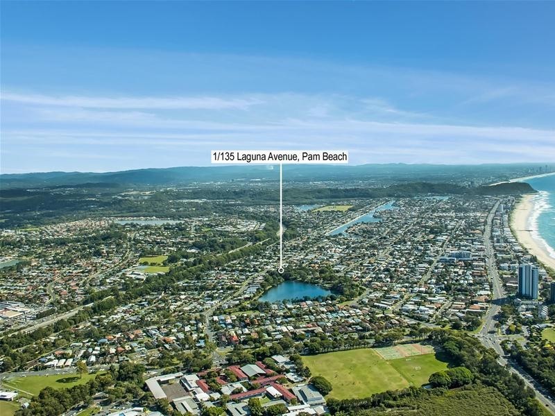 1/135 Laguna  Avenue, Palm Beach QLD 4221