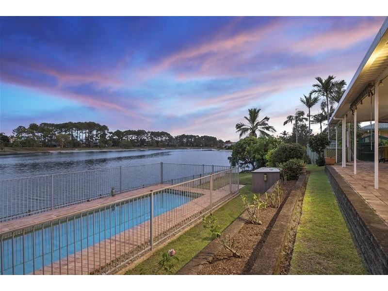 79 Murtha Drive, Elanora QLD 4221