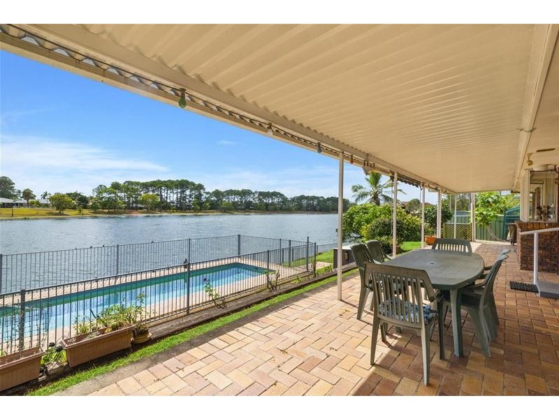 79 Murtha Drive, Elanora QLD 4221