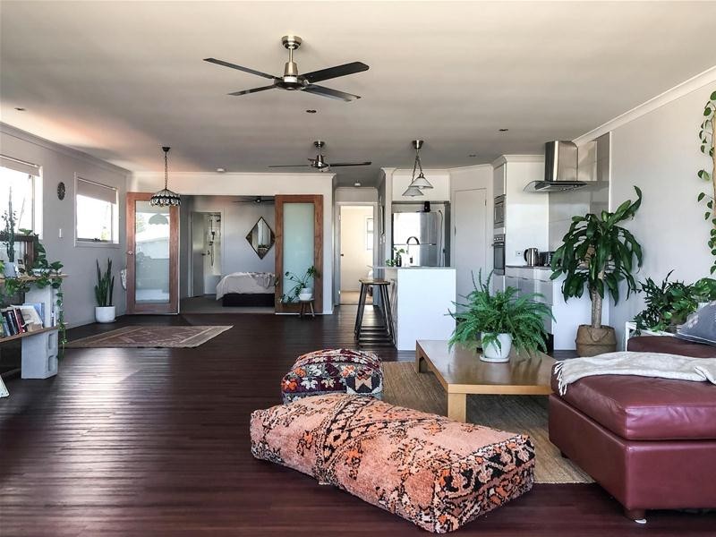 31B Boodera Road, Palm Beach QLD 4221