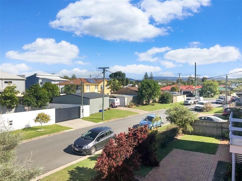 31B Boodera Road, Palm Beach QLD 4221